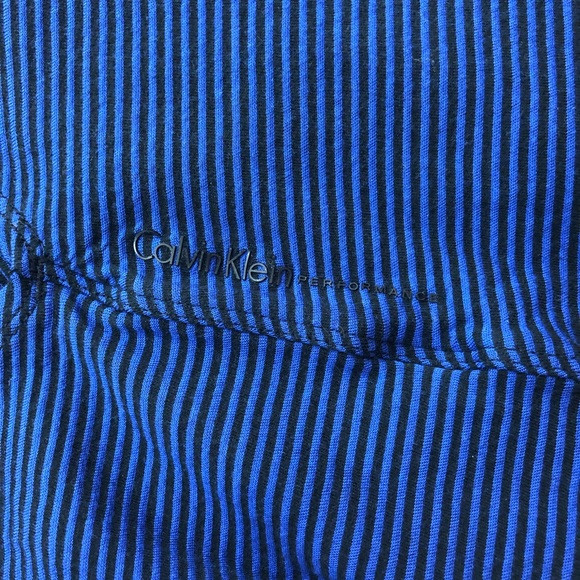 Calvin Klein | Striped Performance Drawstring Hood - Picture 5 of 6